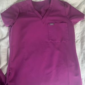 Figs fuschia xs Catarina scrub top (only top)